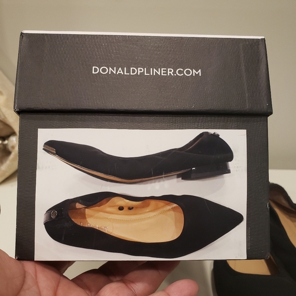 Donald J. Pliner Black Stretch Mesh Flats - Sz 7.5 US / 37.5 EU - Picture 7 of 9